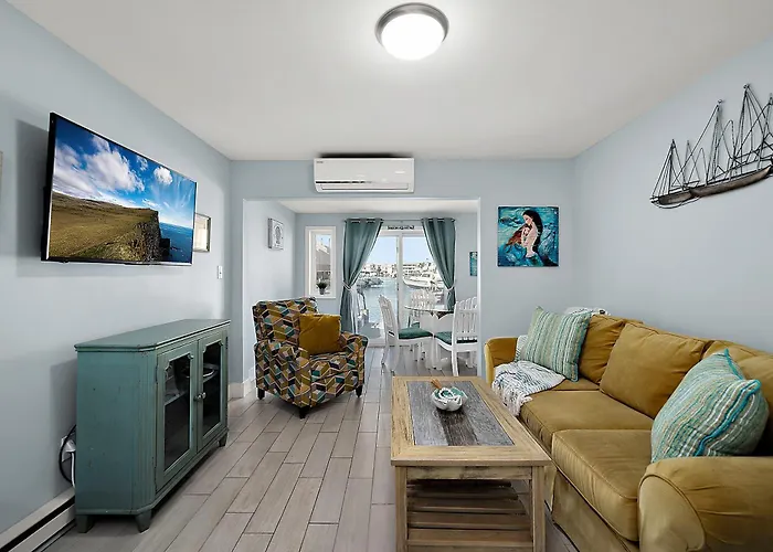 Beautiful Bayfront Retreat Near Jolly Roger, Sunset Views Apartment Ocean City